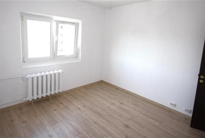 Apartament cu 3 camere decomandat în Vitan - 6