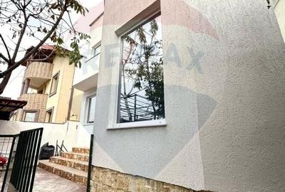 Casa tip pensiune de vanzare in Eforie Nord teren 300 mp Casa tip pensiune de vanzare in Eforie Nord teren 300 mp - 8