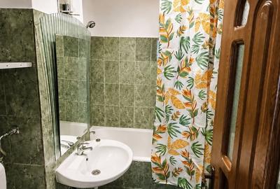 Apartament cu 2 camere semidecomandat în Republicii