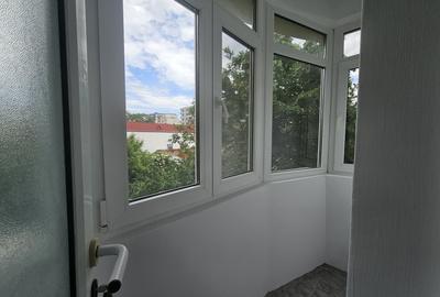 Apartament cu 3 camere semidecomandat, mobilat în Calea Călărașilor - 14