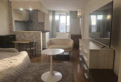 Garsonieră semidecomandată în Costin Georgian - 1