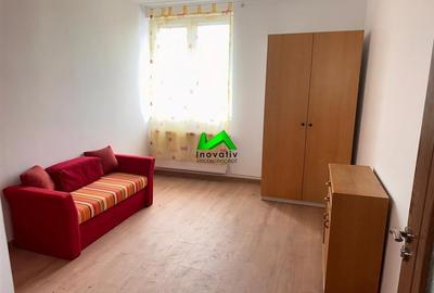 Apartament cu 3 camere decomandat, mobilat în Turnișor