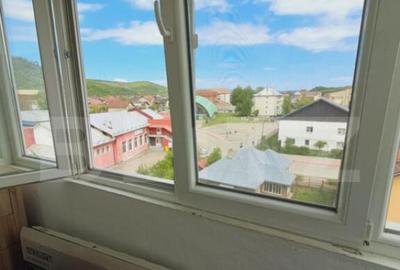 Apartament 3 camere, 70 mp, etajul 4 Beclean - 5