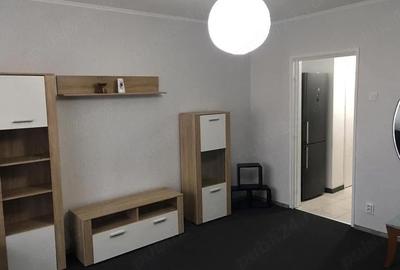 Garsonieră decomandată în Costin Georgian - 2