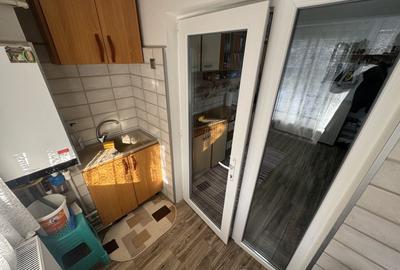 Apartament 2 camere zona Poarta 6 - 7