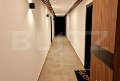 Apartament cu 3 camere decomandat în Tractorul - 2