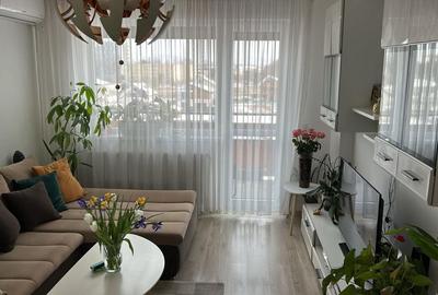 Apartament cu 2 camere decomandat, mobilat în Tractorul - 2