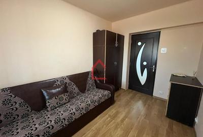 Apartament cu 3 camere, Decomandat, Dacia - 6
