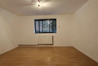 Casa de Vanzare Casa de Vanzare - 7