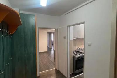 Apartament cu 3 camere semidecomandat, mobilat în Traian - 4