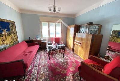 Casă cu 3 camere cu Teren 320 Mp în Lazaret - 1