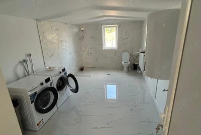 Casă cu 6 camere cu Teren 1500 Mp în Florica - 2