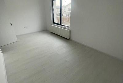 Casa spa?ioasa cu 4 camere+mansarda luminoasa, pozi?ionare excelenta - 11