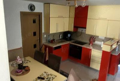 Casă cu Teren 120 Mp în Central - 2