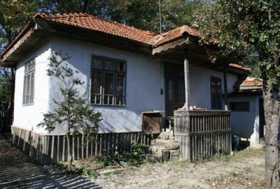 Teren de 2418 mp, în Topliceni - 1