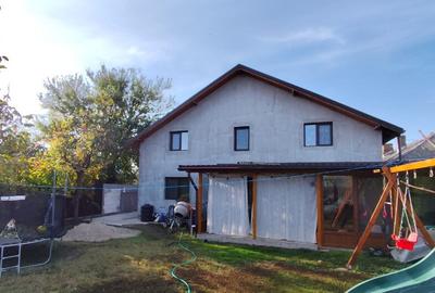 Casă cu 7 camere cu Teren 1000 Mp în Central - 5