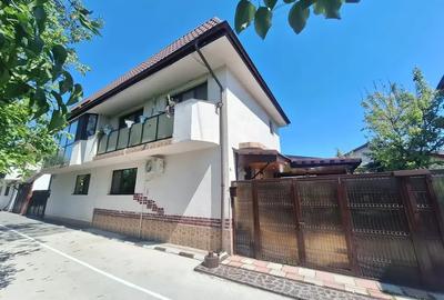 Casă cu 3 camere cu Teren 110 Mp în Central - 2