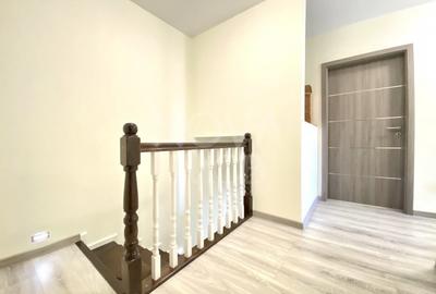 Casa 4 camere de inchiriat, singur in curte in Turnisor - 12