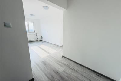 Apartament cu 2 camere decomandat în Rogerius - 11