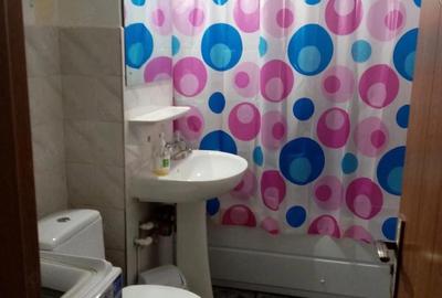 Apartament cu 2 camere decomandat în Democrației