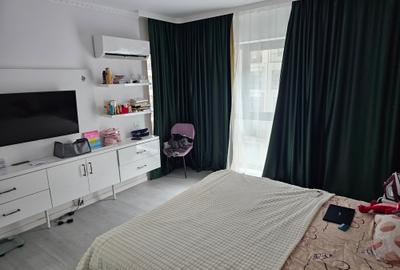 Vanzare garsoniera Exigent Plaza Romania 6/10-mobilata si utilata modern