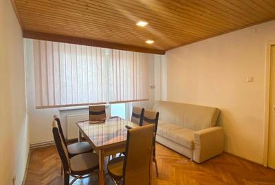Apartament cu 2 camere semidecomandat în Micro 17 - 4
