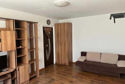 Garsonieră decomandată în Militari - 2