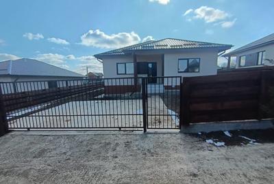 CASA SINGLE DEOSEBITA 4 CAMERE,VALEA LUPULUI ,IASI