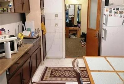 Apartament cu 4 camere decomandat în Răcădău