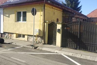 Casă cu 4 camere în Lazaret - 3