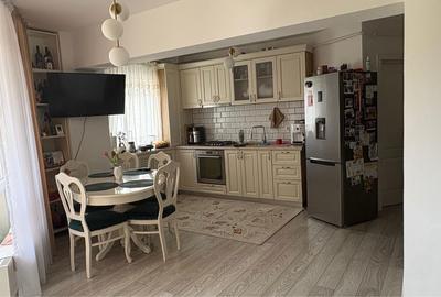 Apartament cu 3 camere în Alexandru cel Bun - 8