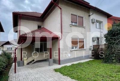 Casă cu 5 camere cu Teren 400 Mp în Central - 1
