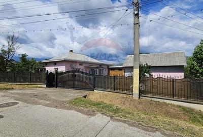 Casă  cu 3 camere, teren intravilan de 1300mp în Ipotești Tișăuți, SV - 5