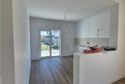 Duplex cu 3 camere cu Canalizare în Moșnița Nouă - 9