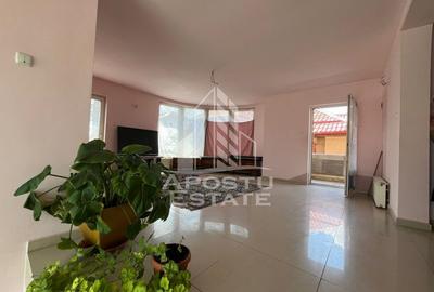 Casă cu 5 camere cu Teren 270 Mp în Mehala - 10