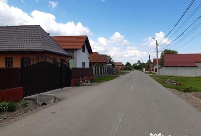 Teren de 2325 mp, în Triaj - 9