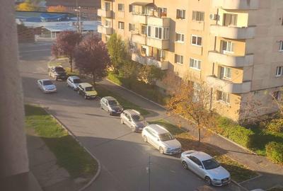 Apartament cu 3 camere decomandat în Dacia - 6