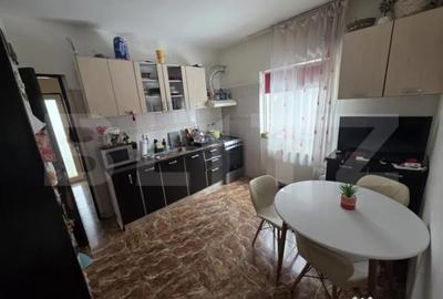 Casă cu 3 camere cu Teren 245 Mp în Central - 2