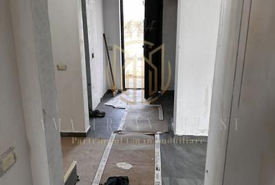 Duplex cu 5 camere cu Canalizare în Central - 13