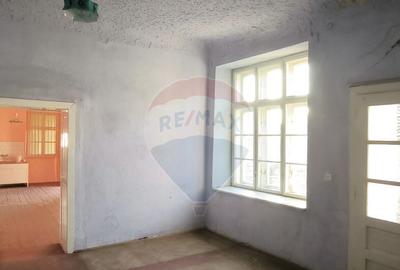 Casa cu istorie in inima Dumbraveniului 15 min. de... - 33