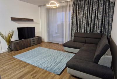 Apartament cu 3 camere, mobilat în Băneasa
