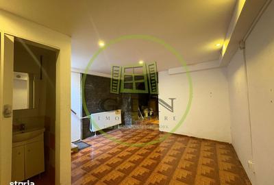 Spațiu comercial, de 51 mp, în Central