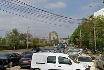 Spațiu comercial, de 100 mp, în Podu Roș