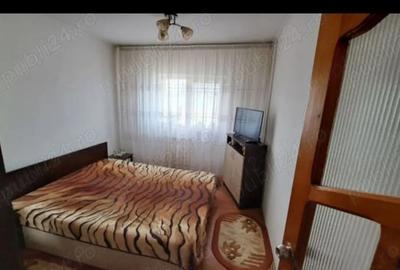 Apartament 3 camere decomandat - 1