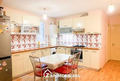Apartament cu 3 camere în Dâmbu Pietros