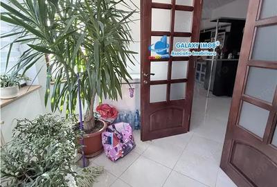 Etaj intreg de inchiriat in vila - Prelungirea Ghencea - 21