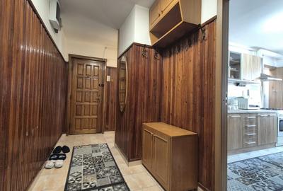 Apartament cu 2 camere decomandat, mobilat în Tractorul - 8