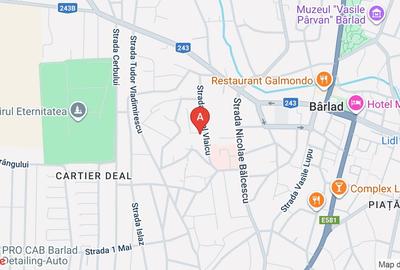 VND CASA CU TEREN IN BARLAD,ZONA EXCELENTA,FRUMOASA SI LINISTITA.