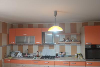 Casă cu 3 camere cu Teren 590 Mp în Petrești - 5