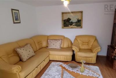 Casa renovata 4 camere cu teren 1800m Smeeni